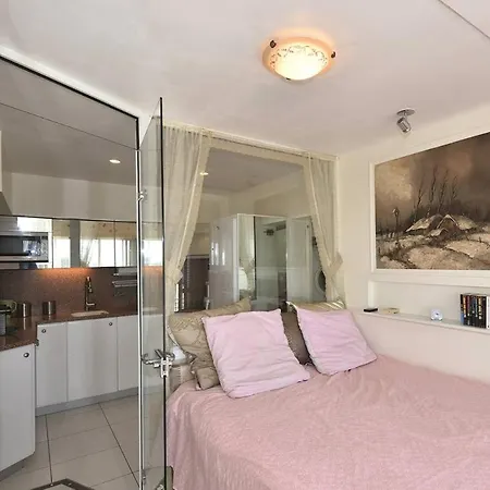 Nautic Port Nature Pn583 By Agn - 2 Personnes * Agde